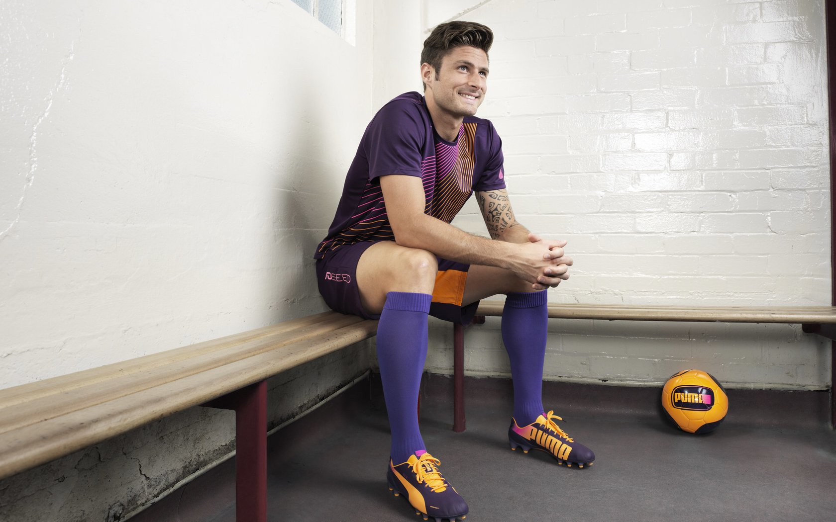 卢卡库破局定乾坤,巴西五冠路首战告捷突显唯一性