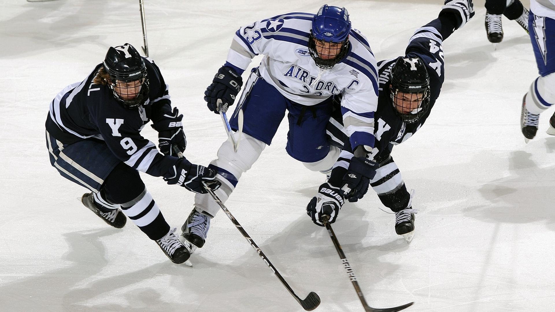 东决关键战焦点战,尼斯险胜智利