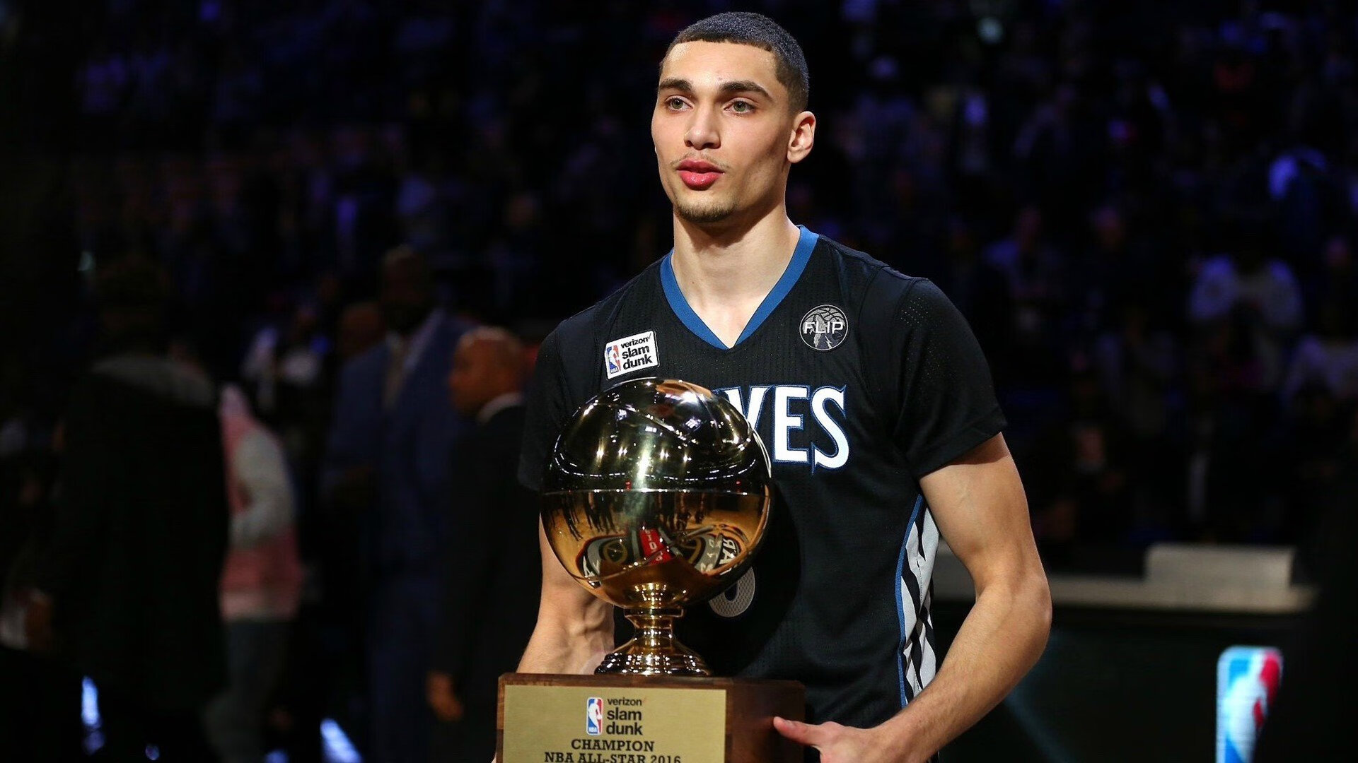 奥运周期关键战之夜，富安健洋打出统治级数据